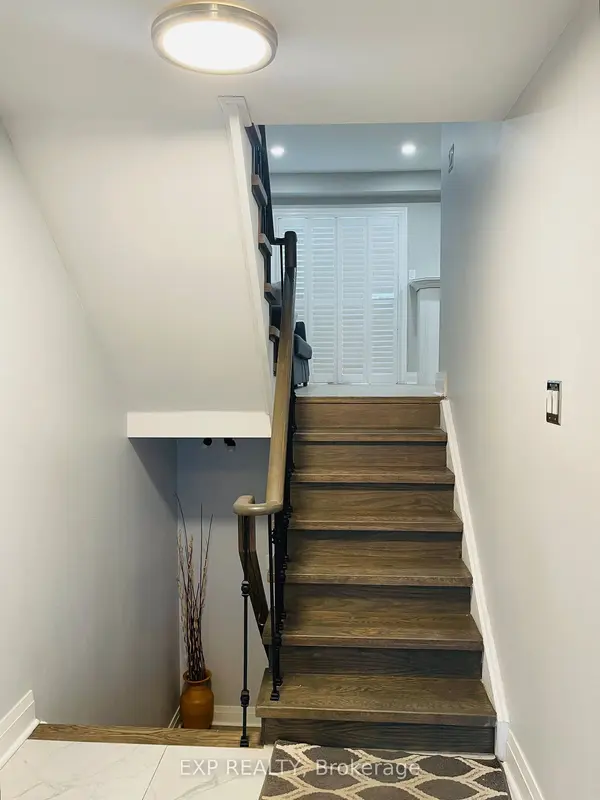 87 Kelso CRES, Vaughan, ON L6A 2K6