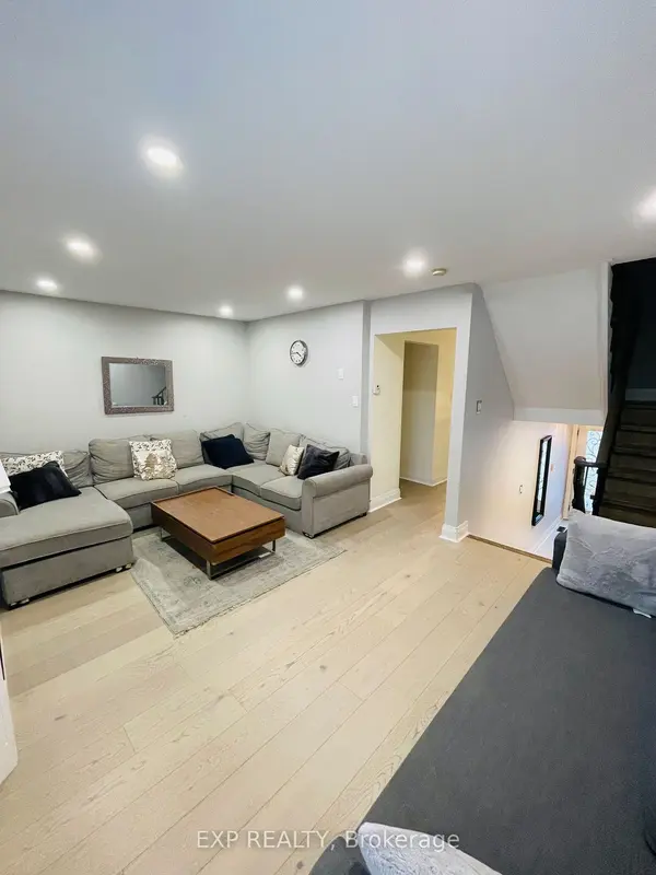 87 Kelso CRES, Vaughan, ON L6A 2K6