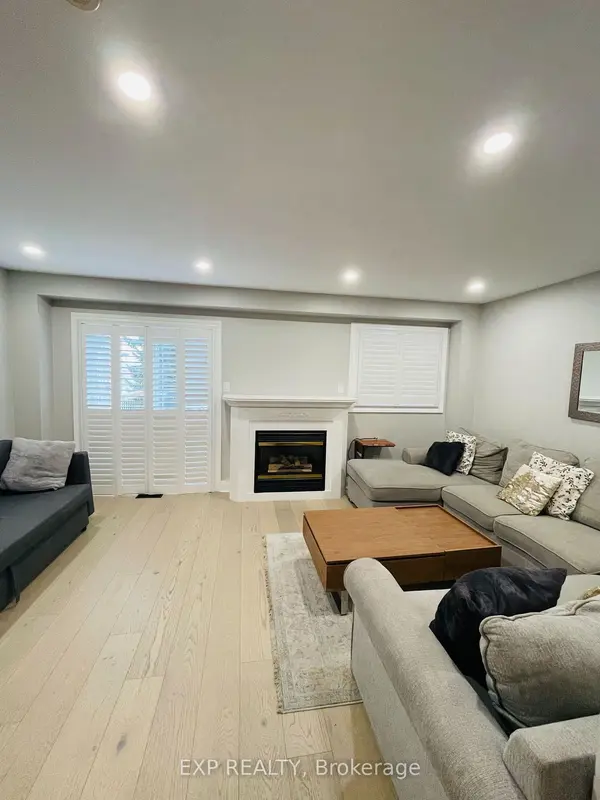 87 Kelso CRES, Vaughan, ON L6A 2K6