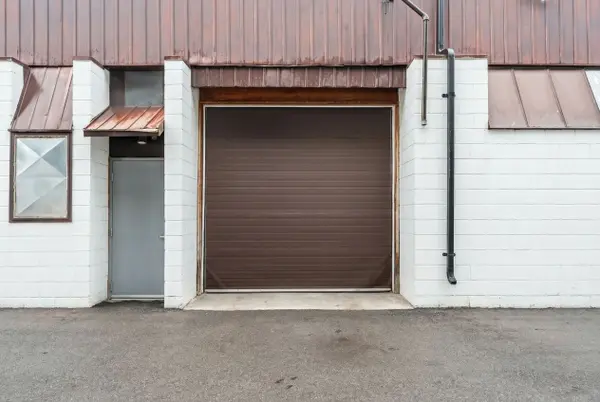 61 Patterson RD, Barrie, ON L4N 3V9