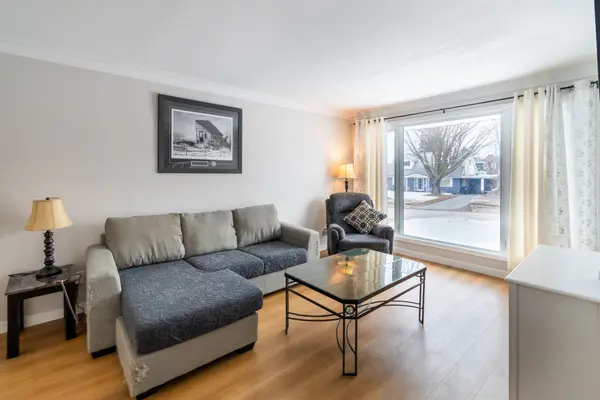 588 Manly ST, Midland, ON L4R 3G3