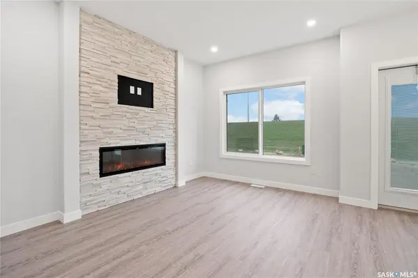 5517 Kennett SQUARE, Regina, SK S4V 4C6