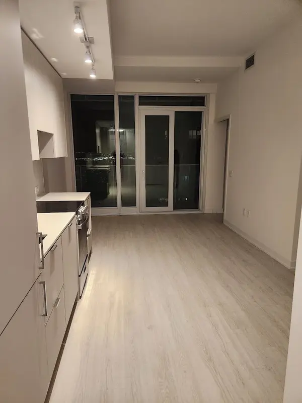 3883 Quartz RD #5502, Mississauga, ON L5B 0M4