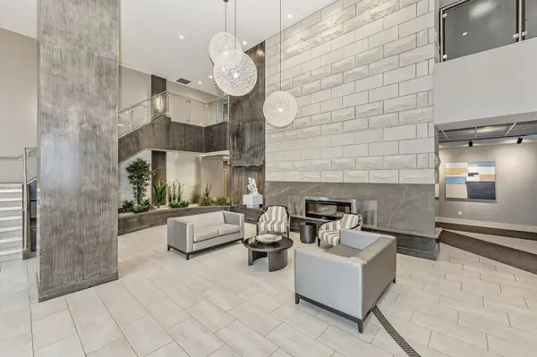 551 Maple AVE #1407, Burlington, ON L7S 1M7