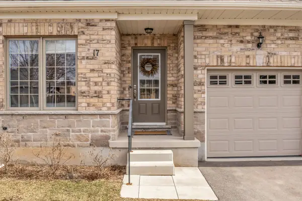 9 Braida LN #17, Halton Hills, ON L7J 1P9