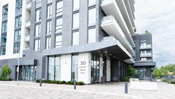 30 Samuel Wood WAY #1011, Toronto W08, ON M9B 0C9