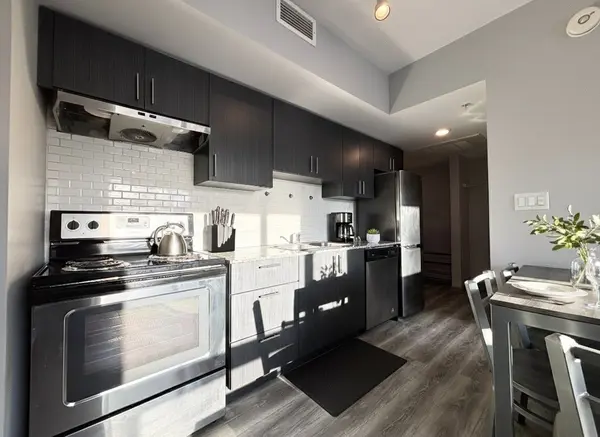 275 Larch ST #F504, Waterloo, ON N2L 3R2