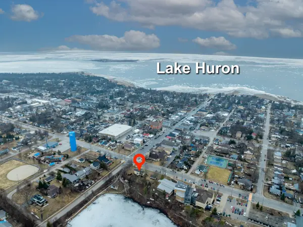 254 High ST, Saugeen Shores, ON N0H 2L0