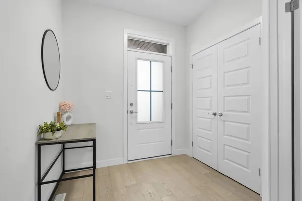 180 Doan DR, Middlesex Centre, ON N0L 1R0