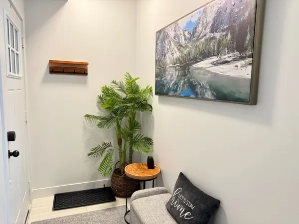 12 Beckwith LN #302, Blue Mountains, ON L9Y 0A4