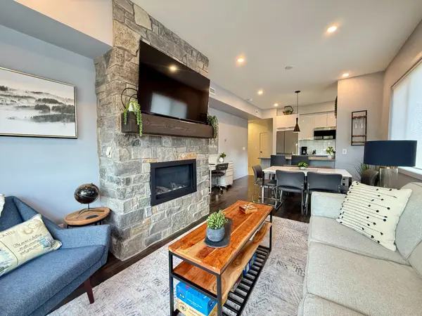 12 Beckwith LN #302, Blue Mountains, ON L9Y 0A4