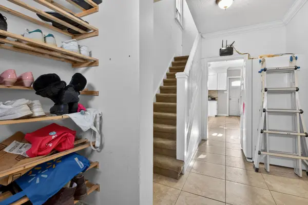 91 Royal AVE, Hamilton, ON L8S 2C6