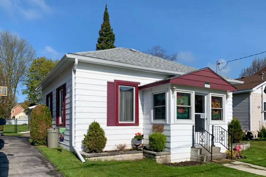 496 Brown ST N, South Bruce Peninsula, ON N0H 2T0