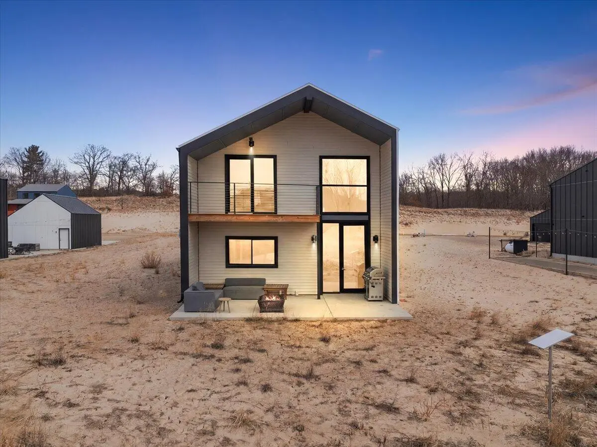 7400 Lake Solis DR, Lake Charter Twp, MI 49127