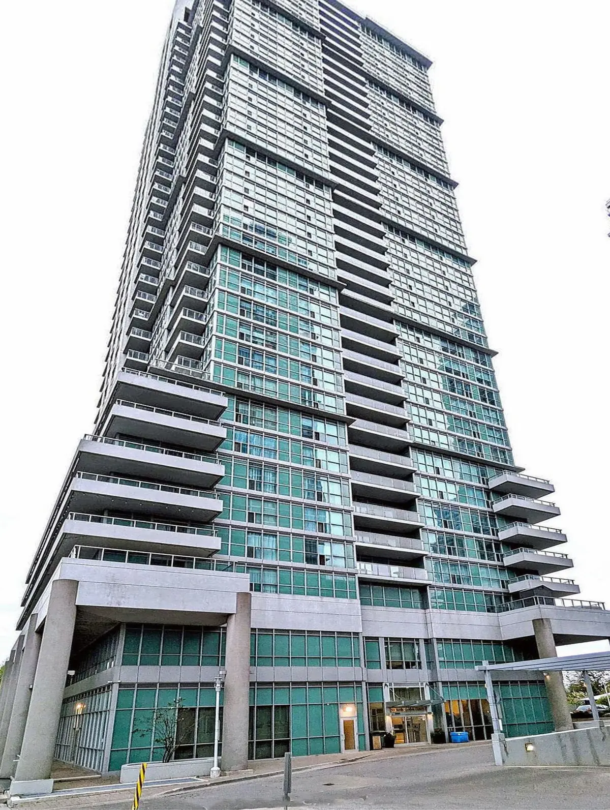 50 Town Centre CT #2801, Toronto E09, ON M1P 4Y7