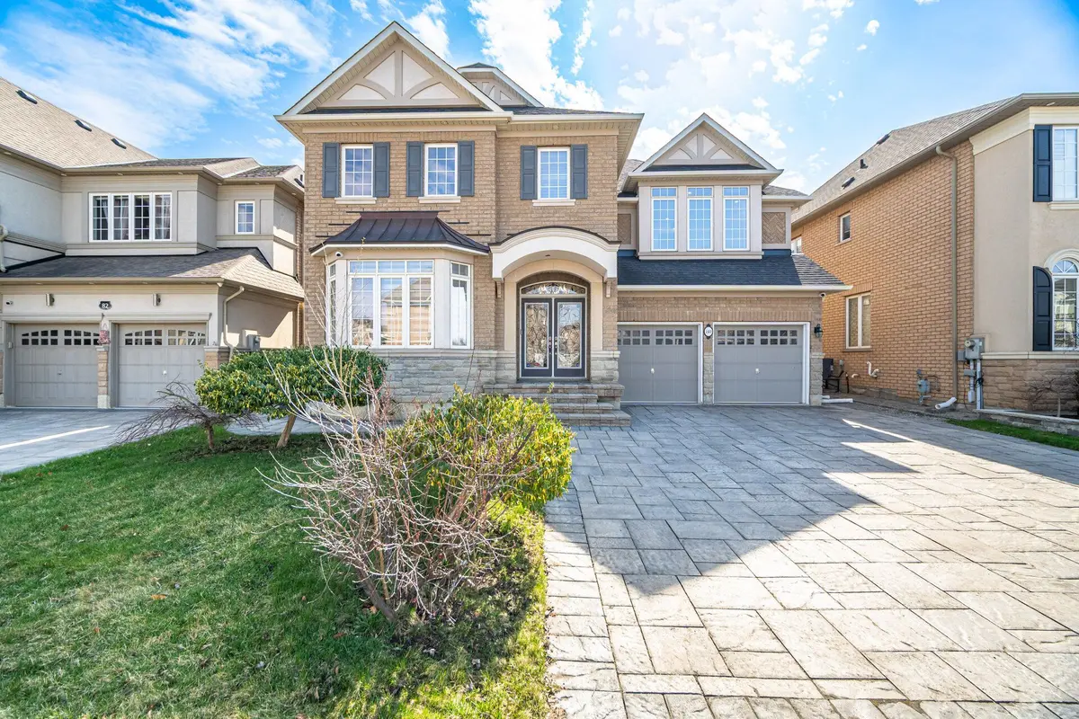 80 Scotchmere CRES, Brampton, ON L6P 3A6