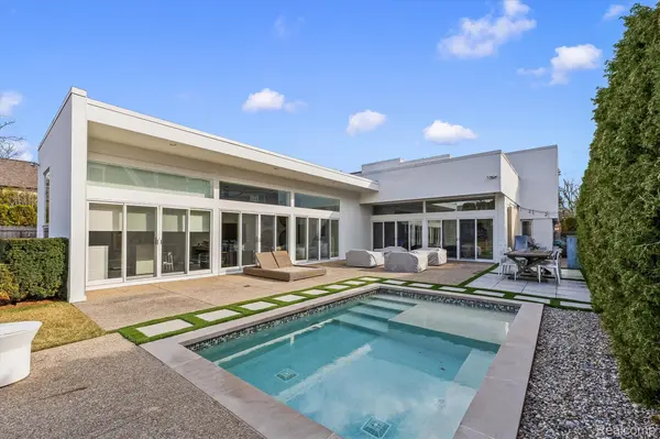 660 Dewey ST, Birmingham, MI 48009