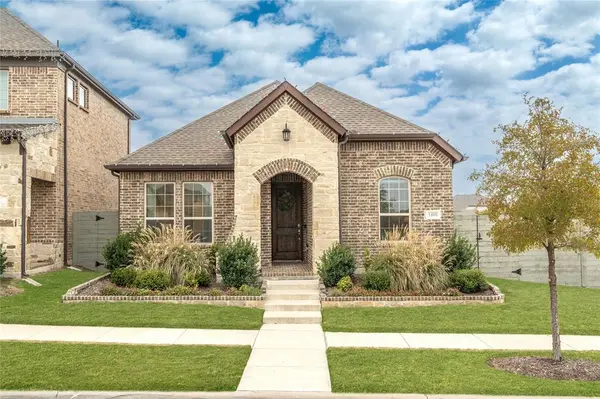 1000 Lamp Post Lane,  Argyle,  TX 76226