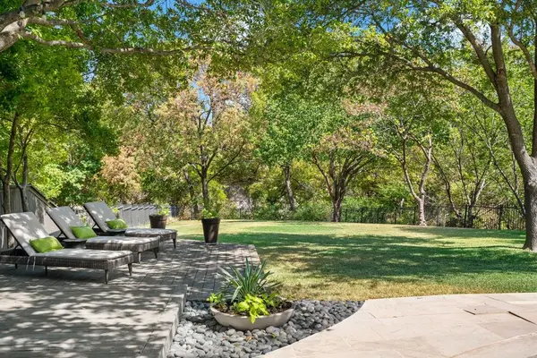 2712 W Prairie Creek Drive, Richardson, TX 75080