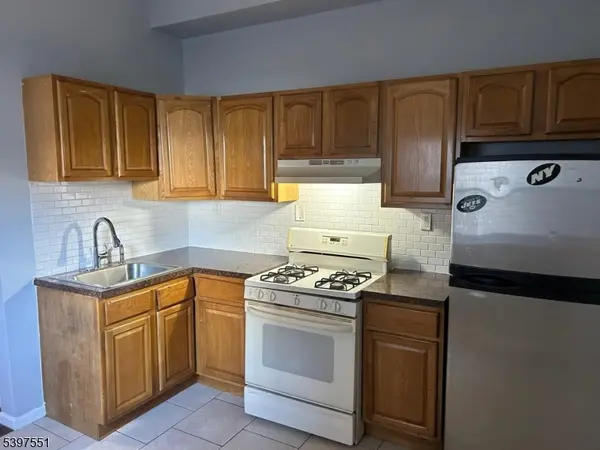 146 Ripley Pl, Elizabeth City, NJ 07206