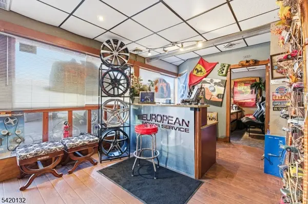 2210 Park Ave, South Plainfield Boro, NJ 07080