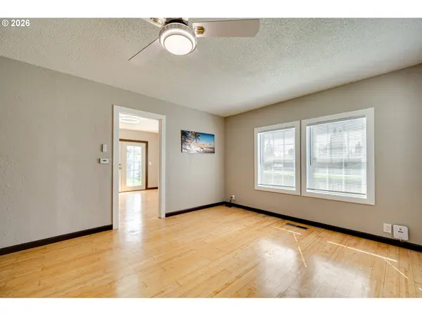 2901 FRUIT VALLEY RD, Vancouver, WA 98660