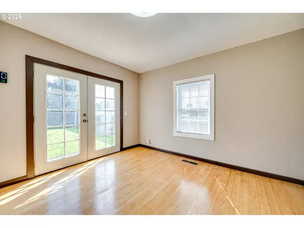 2901 FRUIT VALLEY RD, Vancouver, WA 98660