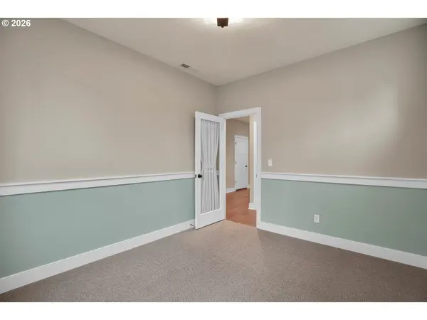 6015 SE STEELE ST, Portland, OR 97206