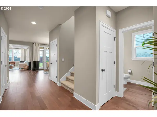 6015 SE STEELE ST, Portland, OR 97206