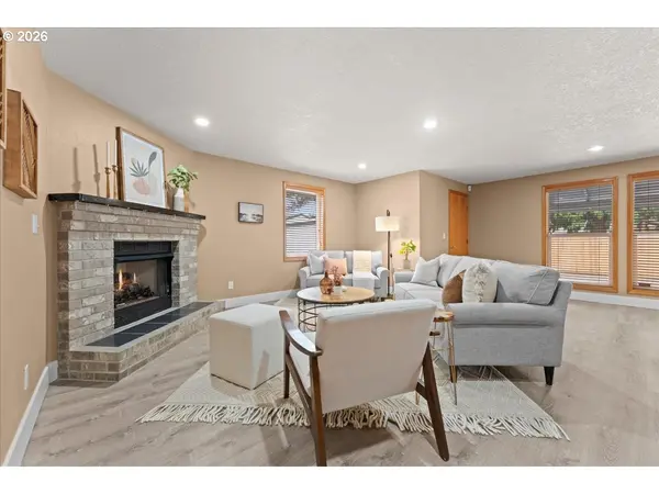 1620 SE 176TH AVE, Portland, OR 97233