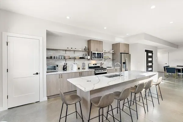 7400 Lake Solis DR, Lake Charter Twp, MI 49127