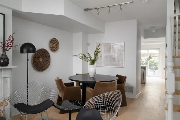 208 Niagara ST #119, Toronto C01, ON M6J 3W5