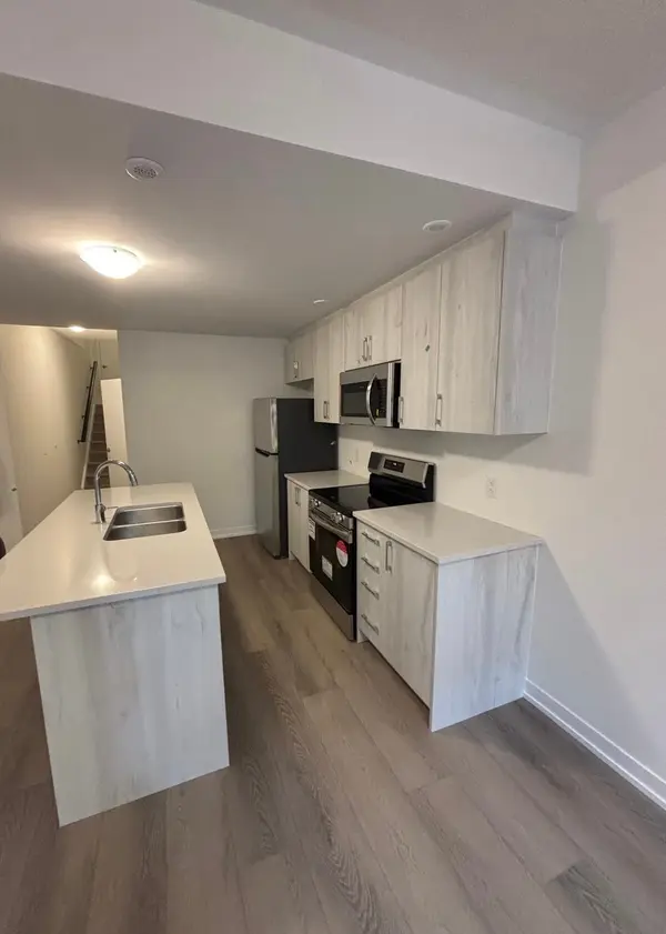 82 ziibi WAY, Clarington, ON L1B 0W5