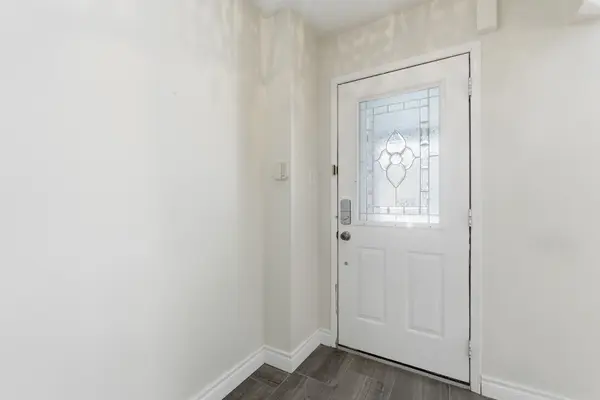 60 Snedden AVE, Aurora, ON L4G 7K6