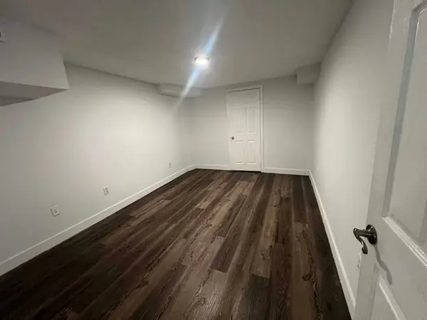 118 Solway AVE, Vaughan, ON L6A 2X1