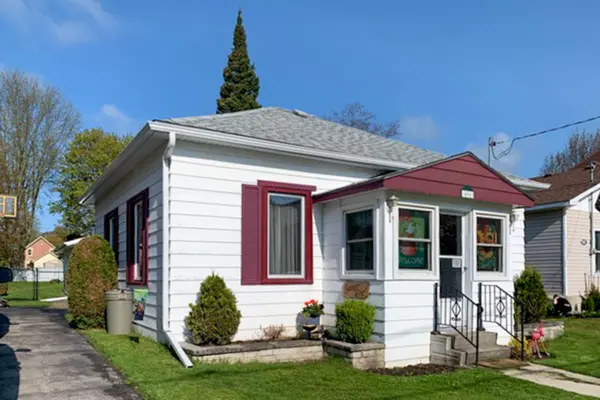 496 Brown ST N, South Bruce Peninsula, ON N0H 2T0