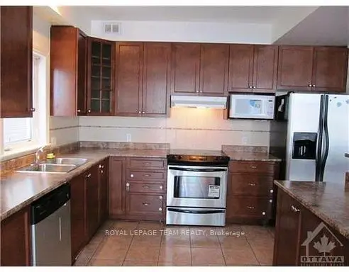 224 FLODDEN WAY, Barrhaven, ON K2G 7E2