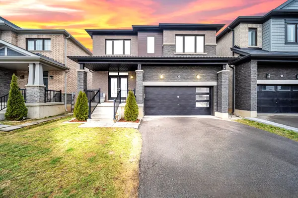 19 Richard William DR, Haldimand, ON N3W 0C5