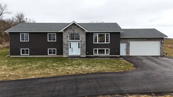 426 Free RD, Quinte West, ON K0K 2C0