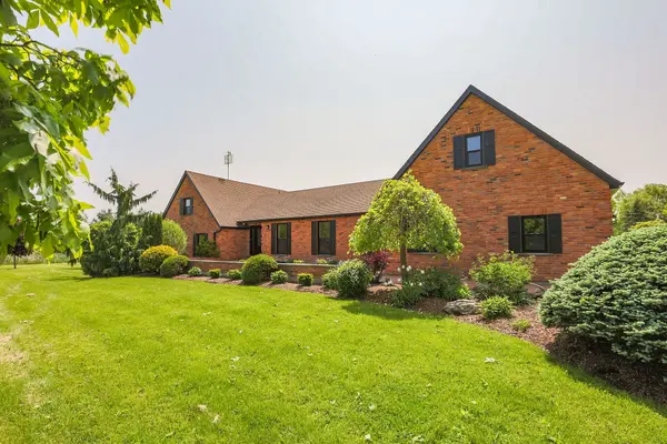 2021 Victoria AVE, Pelham, ON L0S 1C0