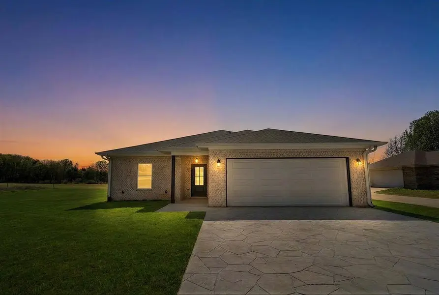 2408 Matthew Drive, Mount Pleasant, TX 75455