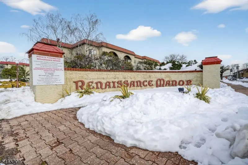 2 Ann St  S308 #S308, Clifton City, NJ 07013