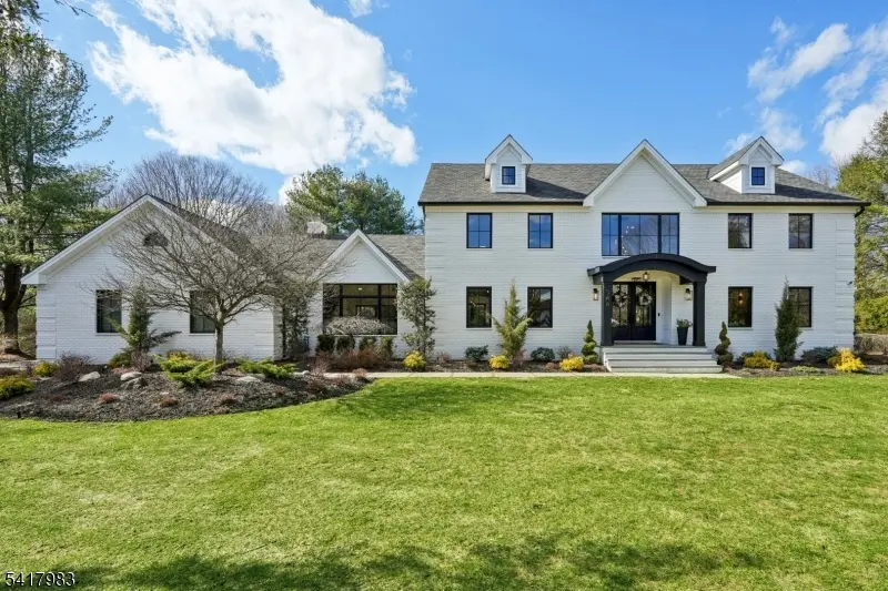 388 Freemans Ln, Franklin Lakes Boro, NJ 07417