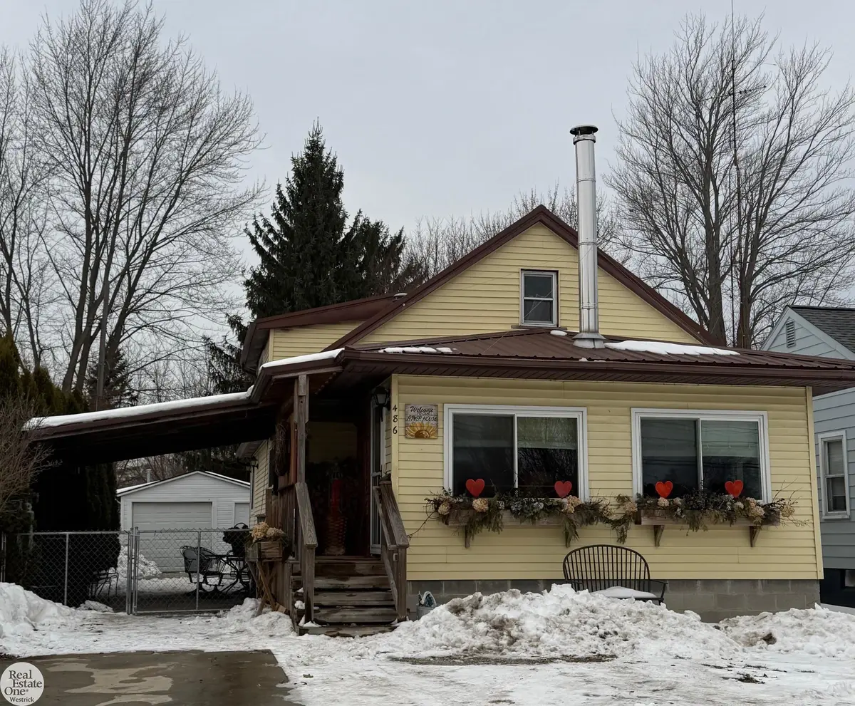 486 N Belle River AVE, Marine City, MI 48039