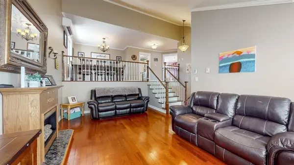 21 Sapphire Crescent, Mount Pearl, NL A1N 4X7