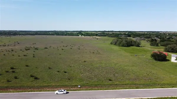 366 Yellowstone Drive, Oglesby, TX 76561