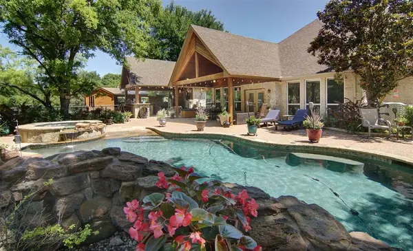 110 Bent Creek Ranch Court, Fort Worth, TX 76126