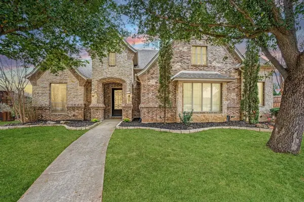 8205 Rio Bend Court,  North Richland Hills,  TX 76182