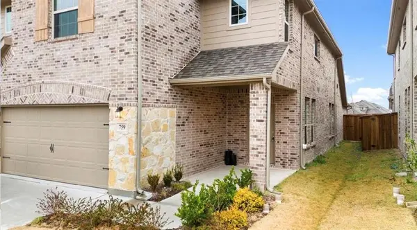 759 Gentle Bird Drive, Lavon, TX 75166