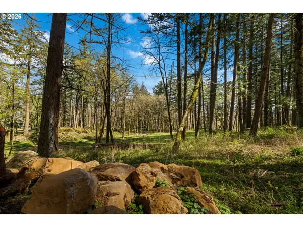 445 COUNTRY CLUB RD, Hood River, OR 97031